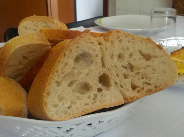 PANE CON LIEVITO MADRE