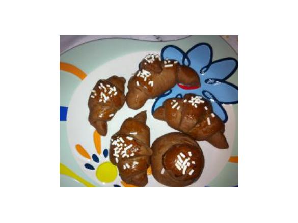 Cornetti al cacao con nutella