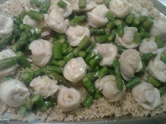 Fiori di cernia con asparagi e riso basmati integrale