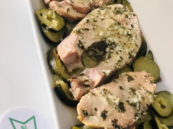 Salmone al Varoma con contorno di zucchine