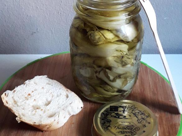 Cicoria cimata sott'olio (Detta anche Puntarelle a modo mio )
