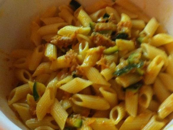 Sugo con tonno e zucchine