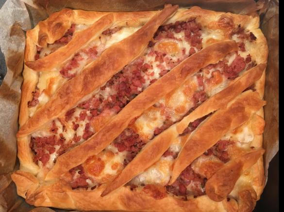 torta salata salsiccia e pancetta