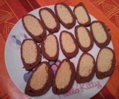 Biscotti bicolore all'arancia e cioccolato