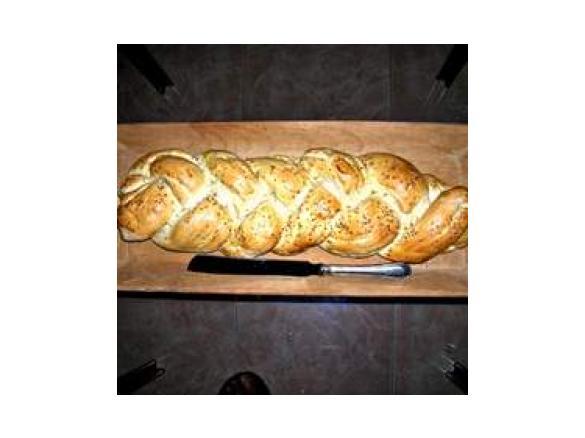 treccia al sesamo e pomodoro