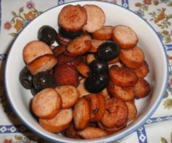 WURSTEL E OLIVE NERE