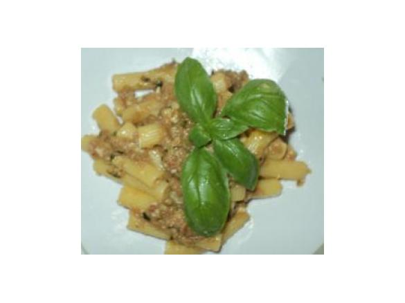 Sedanini con pesto di melanzane