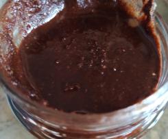 Crema spalmabile alle nocciole con Stevia/zucchero di cocco