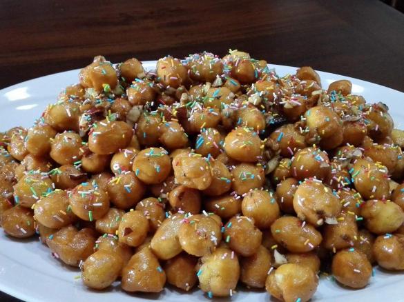 Sannacchiudere Tarantini (dolce di Natale)