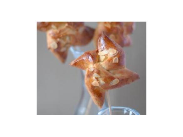 GIRANDOLE DOLCI AL MIELE E MANDORLE