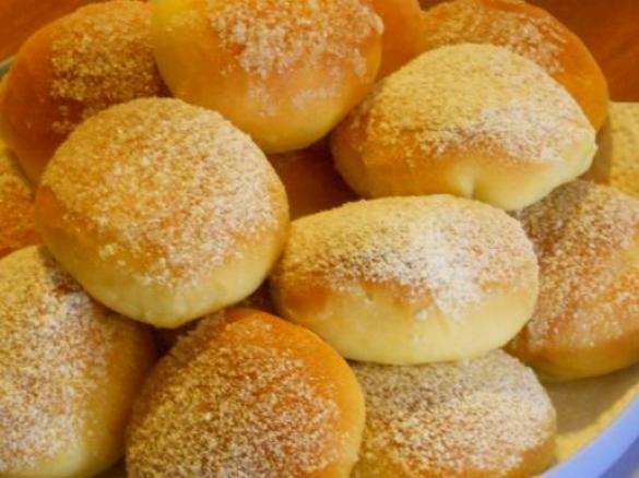 Pariserbullar (tipo bomboloni al forno)