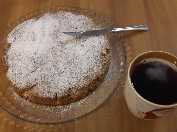 Torta integrale di carote e nocciole (senza lattosio)