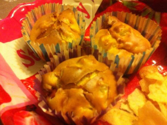Muffin salati con patate e wurstel