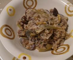 Risotto alle vongole, carciofi e salsiccia