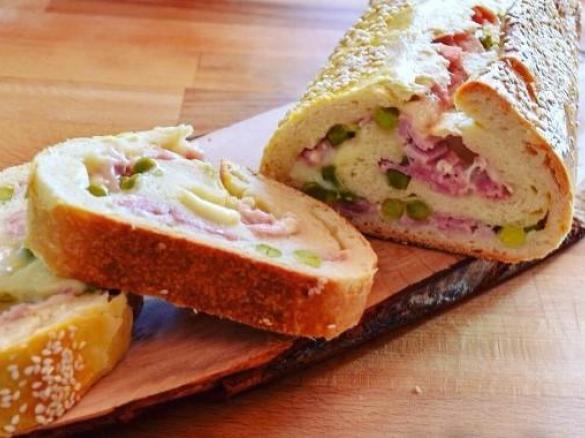 Rotolo di pan brioche farcito