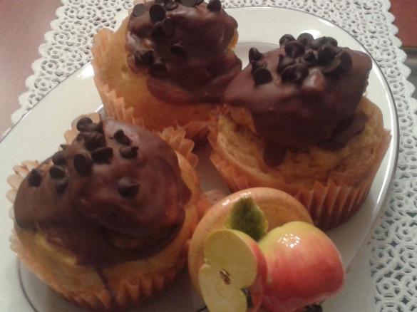 Muffins al calvados, mele e glassa di cioccolato croccante - Contest -