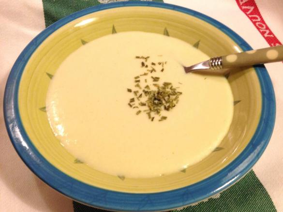 Vichyssoise (crema fredda di porri e patate)