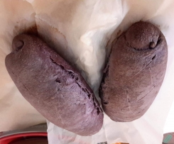 Pane a lievitazione naturale con farina di riso nero