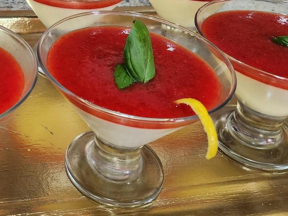 Mousse dolce al basilico, limone e cioccolato bianco