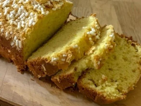 Plumcake all’aroma di arancia e mandorle