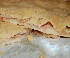 Focaccia Farcita al Sesamo e Formaggio Spalmabile