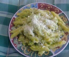 penne con fiori di zucca e zucchine