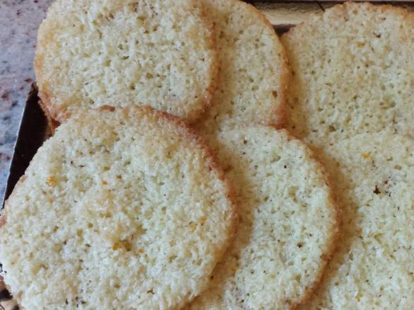 Schiacciatine di cocco e arancia