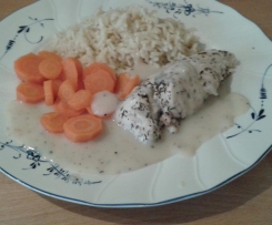 "all-in-one" Petto di pollo con carote, riso e salsa all´aneto