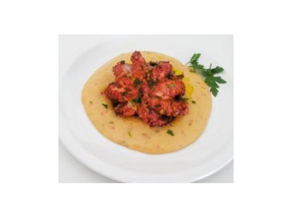 POLPO SU UN ROSEO LETTO DI PURE’ 