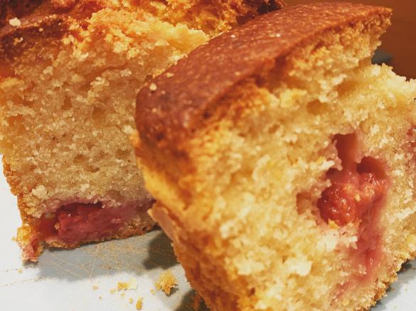 Plumcake al limone e lamponi