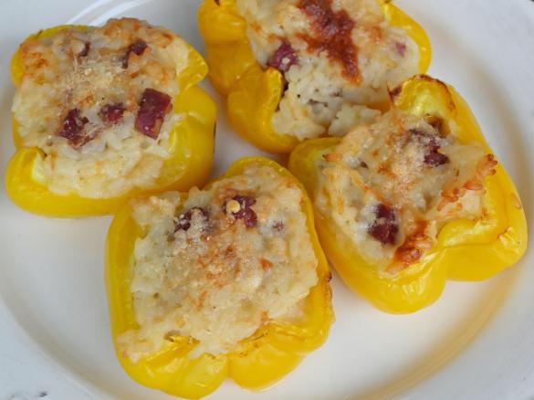 PEPERONI RIPIENI DI RISO