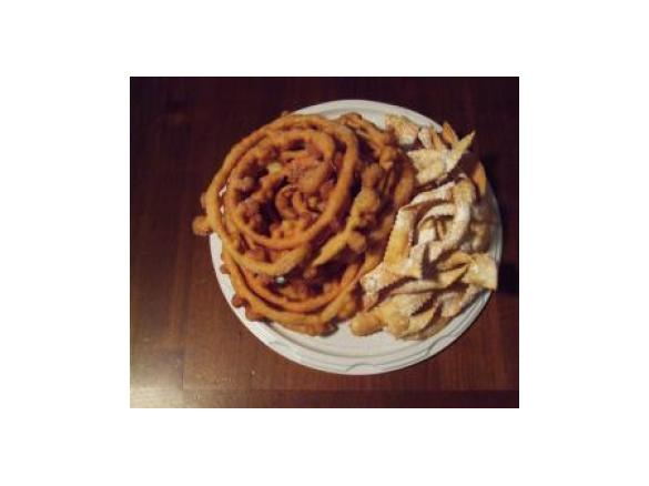 Frittelle con l'imbuto (frisciolas)