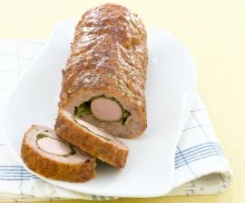 Polpettone ripieno di lattuga e wurstel 