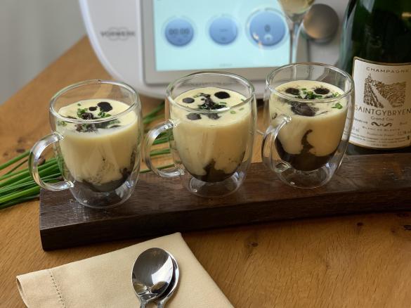 Cappuccino di seppie al nero dello chef Alajmo (contest ristorante)