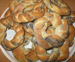 Ciambelline salate al papavero