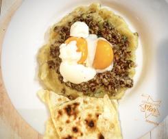 Uova barzotte con funghi e patate