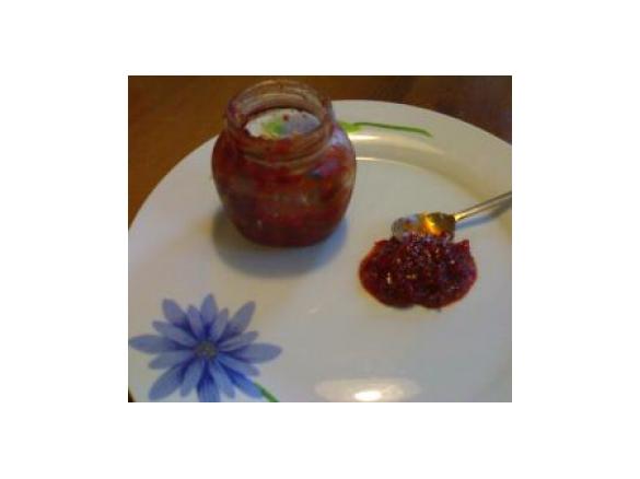 marmellata di peperoncini  rossi  piccante