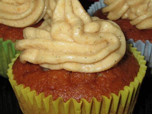 Banana Muffin con crema al burro d'arachidi