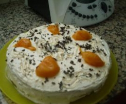 torta alle nocciole e albicocche