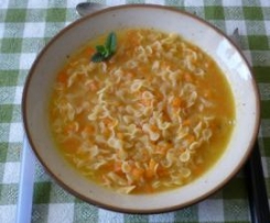 Minestra con carote, patate e menta