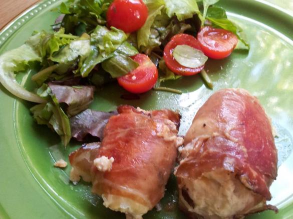 Bocconotti di pollo-ricotta pancettati