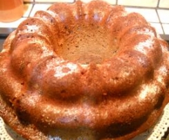 Torta "castagnosa" alla ricotta con pinoli e gocce di cioccolato