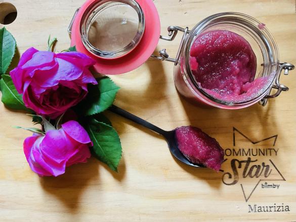 Confettura Festa della Mamma alle Rose