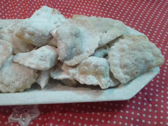 Ravioli dolci  di castagne di Ascoli Piceno - ricetta delle Marche