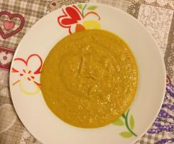 Crema di carote con curry e peperoncino