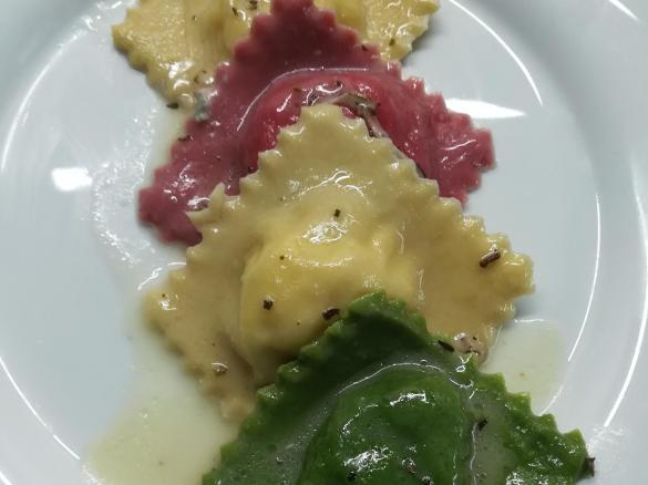 Tris di ravioli - contest ristorante