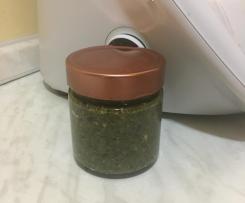 Pesto di olive, mandorle e feta