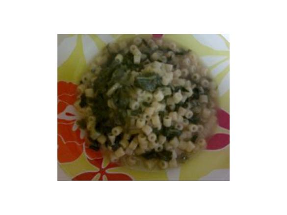 Minestra di bietola e ditalini rigati