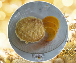 Risotto cremoso al profumo di arancia e cannella su cestino di Montasio - Natale