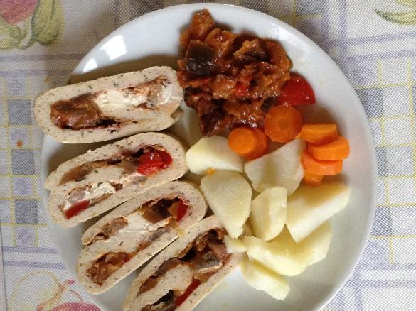 Arrotolato di pollo farcito